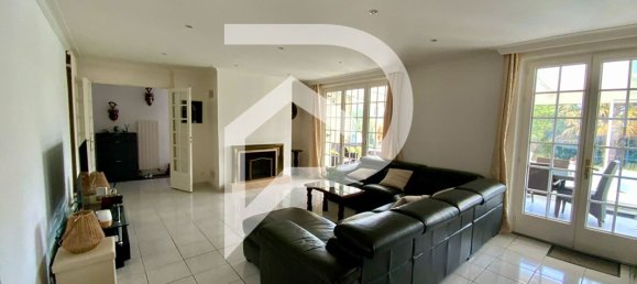 Casa T6 em Ferolles-Attilly, France N.º 180308 16