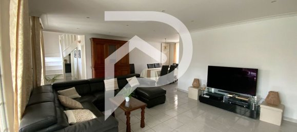 Casa T6 em Ferolles-Attilly, France N.º 180308 8