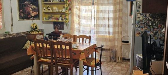 4 rooms Apartment in Reggio Calabria, Italy No. 283193 2