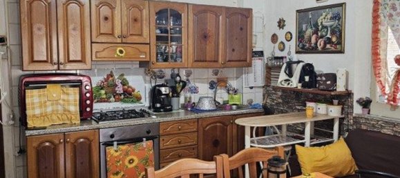 4 rooms Apartment in Reggio Calabria, Italy No. 283193 3