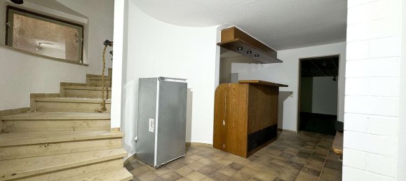 8غرفة منزل ذو طابقين في Stuttgart, Germany رقم 14149 16