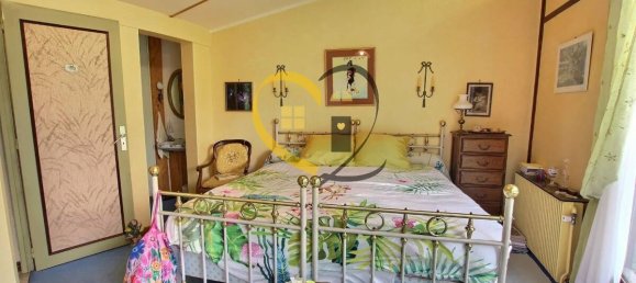 Дом с 4 спальнями в Вьерзон, Франция № 64225 2