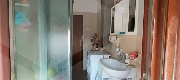 2 rooms Apartment in Bologna, Italy No. 18749 17