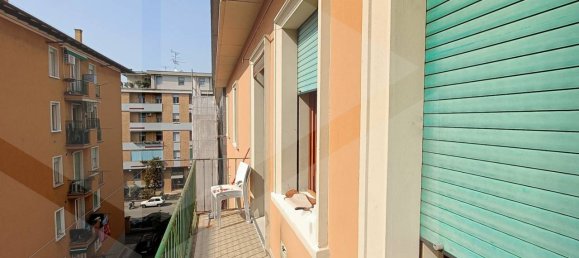 2 rooms Apartment in Bologna, Italy No. 18749 24
