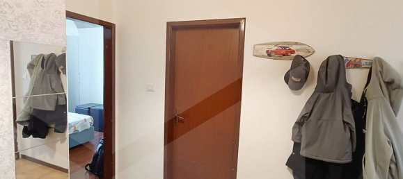 2 rooms Apartment in Bologna, Italy No. 18749 13