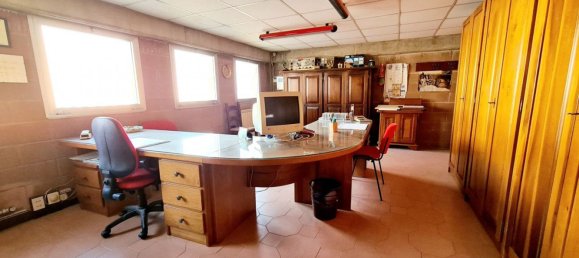 Склад 700м² в Падуя, Италия № 123243 12