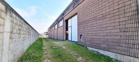 Склад 700м² в Падуя, Италия № 123243 13