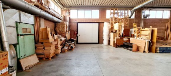 Склад 700м² в Падуя, Италия № 123243 6