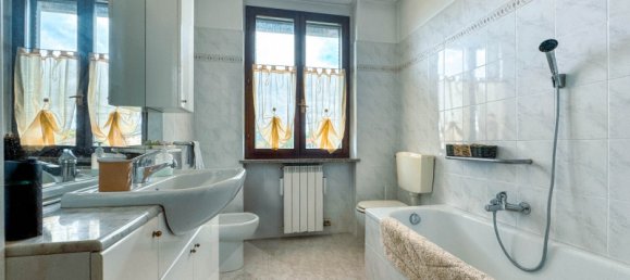 3 rooms House in Oleggio, Italy No. 305305 21