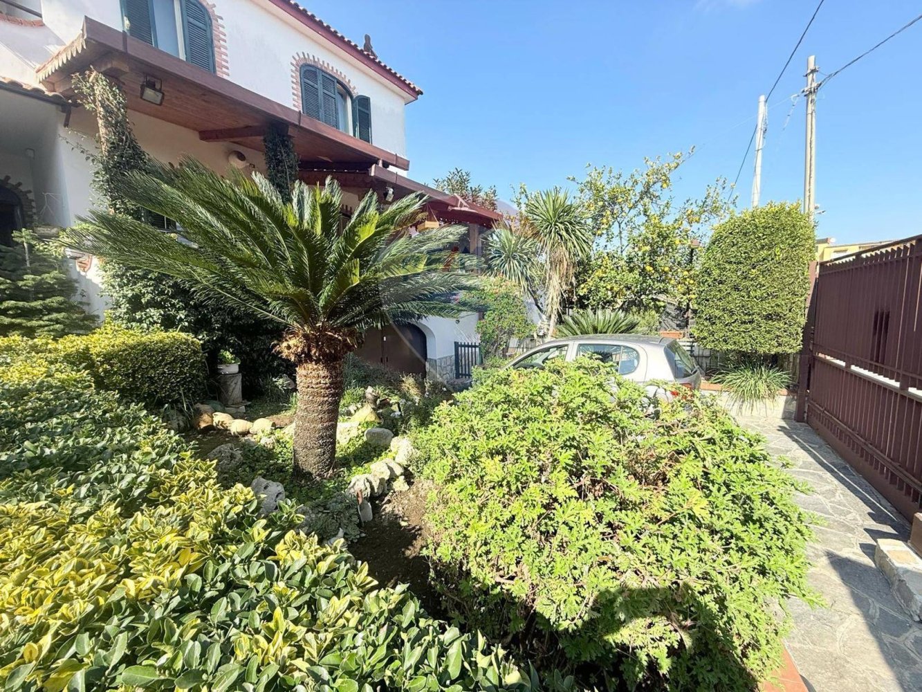 3 bedrooms Villa in Naples, Italy No. 137847