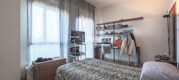 4 Schlafzimmer Wohnung in San Lazzaro di Savena, Italy, Nr. 341173 19