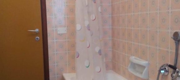 4 rooms Apartment in Signa, Italy No. 30195 3