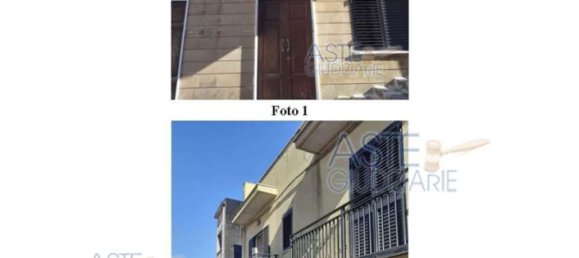 4 rooms Apartment in Melilli, Italy No. 46037 3