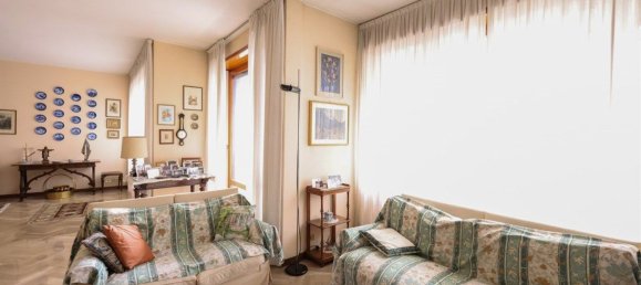 5 rooms Apartment in Monza, Italy No. 237948 7