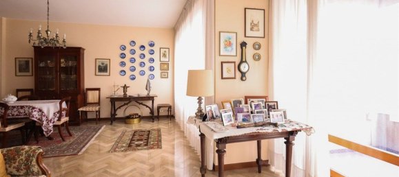 5 rooms Apartment in Monza, Italy No. 237948 57