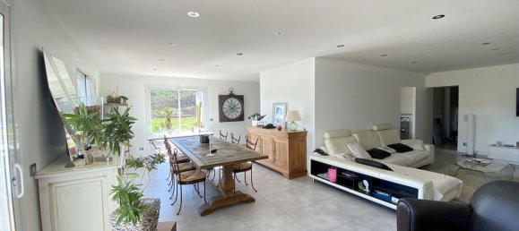 3 bedrooms Villa in Limoux, France No. 342260 2