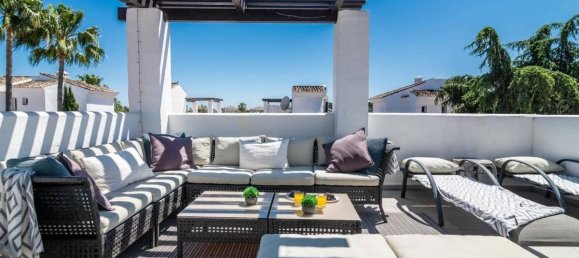 Ático de 2 dormitorios en Marbella, Spain No. 180751 15