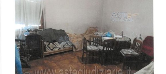 6 rooms Apartment in Sant'Omero, Italy No. 94950 6