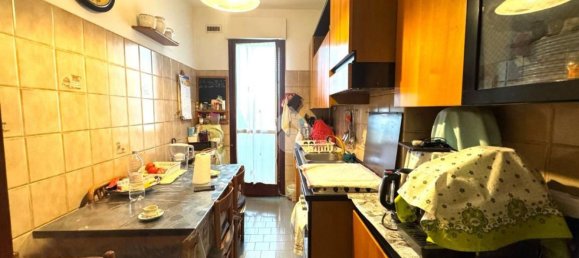Apartamento de 2 habitaciónes en Corsico, Italy No. 59522 9