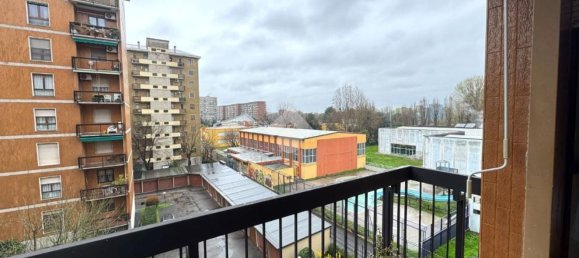 Apartamento de 2 habitaciónes en Corsico, Italy No. 59522 6