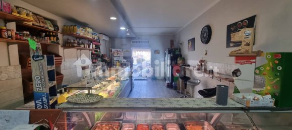 1غرفة عقار تجاري في Pozzuoli, Italy رقم 333824 5