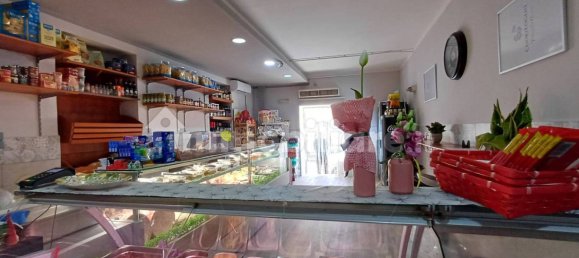 1غرفة عقار تجاري في Pozzuoli, Italy رقم 333824 4