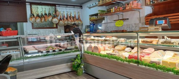 1غرفة عقار تجاري في Pozzuoli, Italy رقم 333824 2