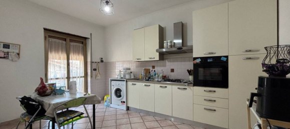 3 bedrooms Apartment in Rome, Italy No. 273330 8