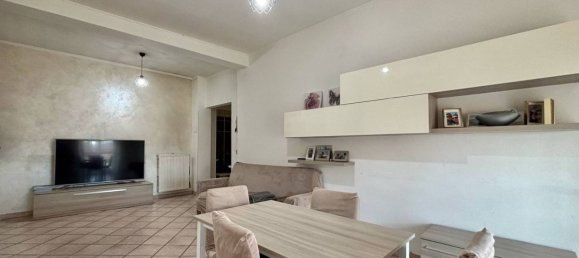3 bedrooms Apartment in Rome, Italy No. 273330 4
