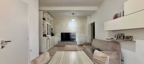 3 bedrooms Apartment in Rome, Italy No. 273330 7
