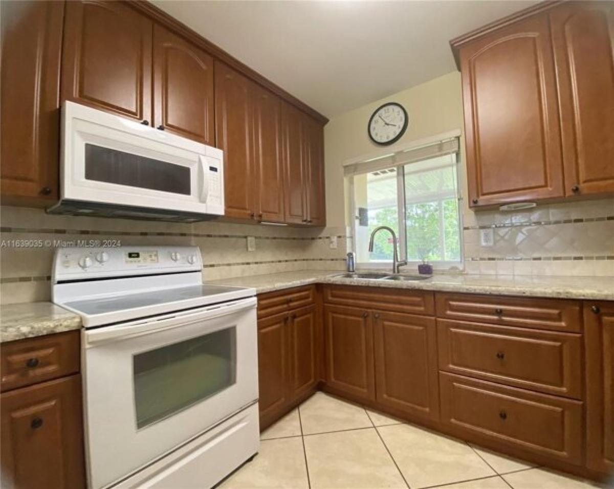 Дом с 3 спальнями в Майами-Лейкс, США № 431757