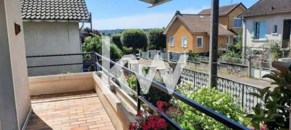 Casa de 3 dormitorios en Saint-Junien, France No. 304418 9