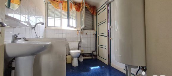 3 bedrooms House in Frevent, France No. 72613 16