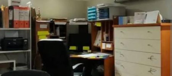 Коммерческая недвижимость с 3 комнатами в Флоренция, Италия № 218796 4