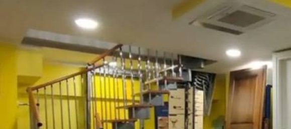 Коммерческая недвижимость с 3 комнатами в Флоренция, Италия № 218796 3