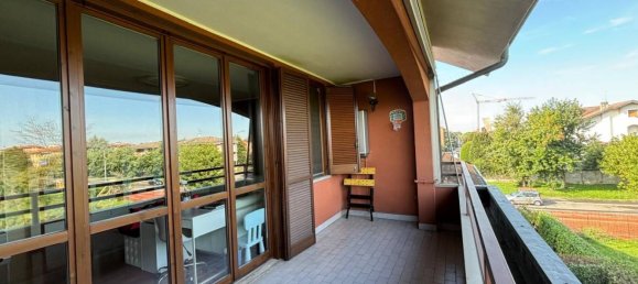2 bedrooms Apartment in Bussero, Italy No. 4656 7