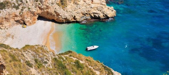 4 bedrooms Villa in Cumbre Del Sol, Spain No. 6744 12