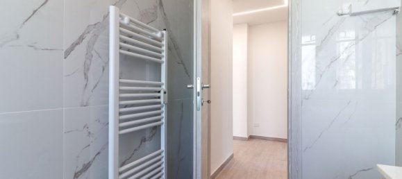 3 bedrooms Apartment in Bologna, Italy No. 322411 22