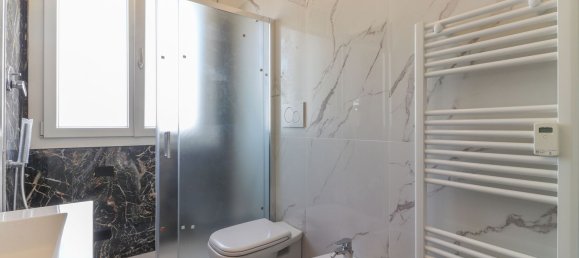 3 bedrooms Apartment in Bologna, Italy No. 322411 21