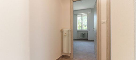 3 bedrooms Apartment in Bologna, Italy No. 322411 9