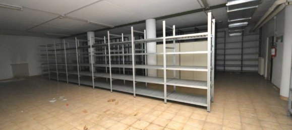 8 rooms Commercial property in Bassano del Grappa, Italy No. 142654 17