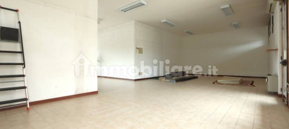 2 rooms Commercial property in Vicenza, Italy No. 176772 10
