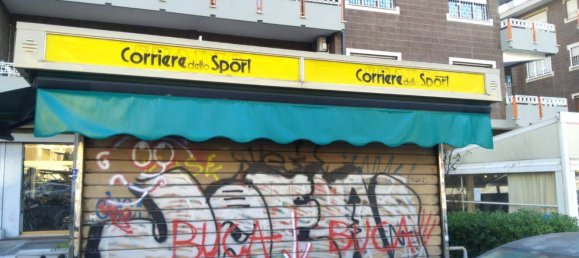 12m² Commercial property in Rome, Italy No. 21714 3