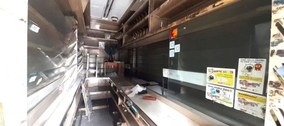 12m² Commercial property in Rome, Italy No. 21714 8