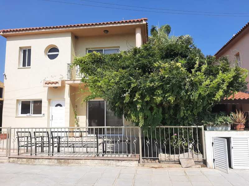 Коммерческая недвижимость с 3 спальнями в Асоматос, Кипр № 7287