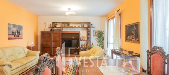 3 bedrooms Apartment in Osnago, Italy No. 360837 8
