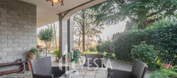 3 bedrooms Apartment in Osnago, Italy No. 360837 23