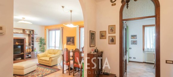 3 bedrooms Apartment in Osnago, Italy No. 360837 7
