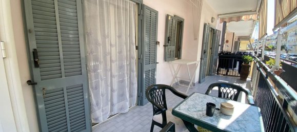 4 rooms Apartment in Giugliano in Campania, Italy No. 31573 49