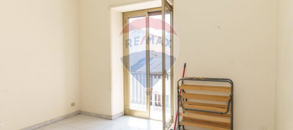 2 bedrooms Apartment in Catania, Italy No. 356175 2